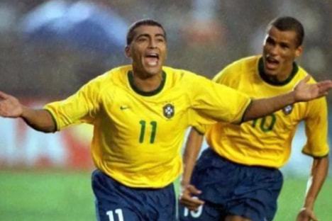 的背後都蘊 的背後都蘊