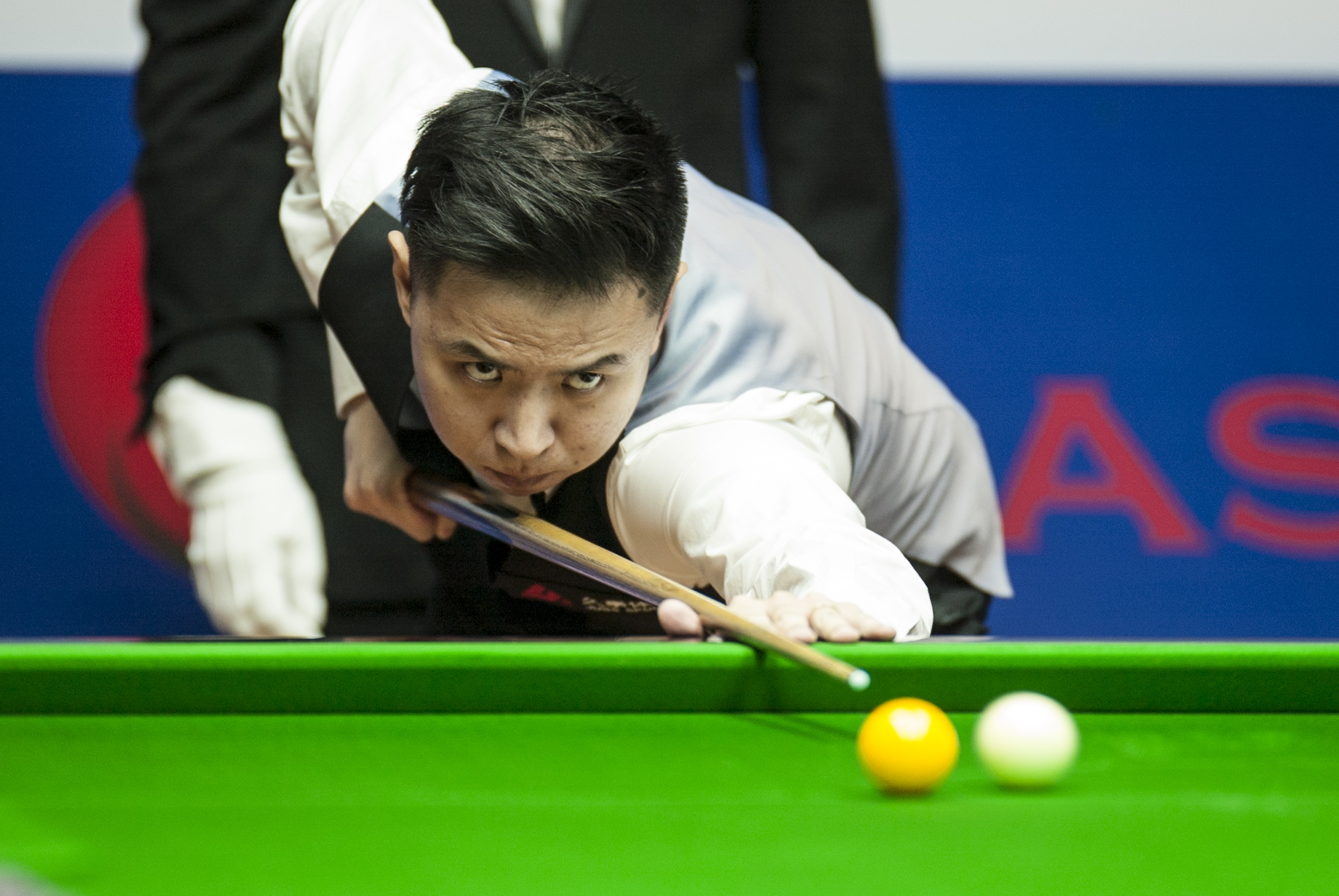 四的一些球 四的一些球