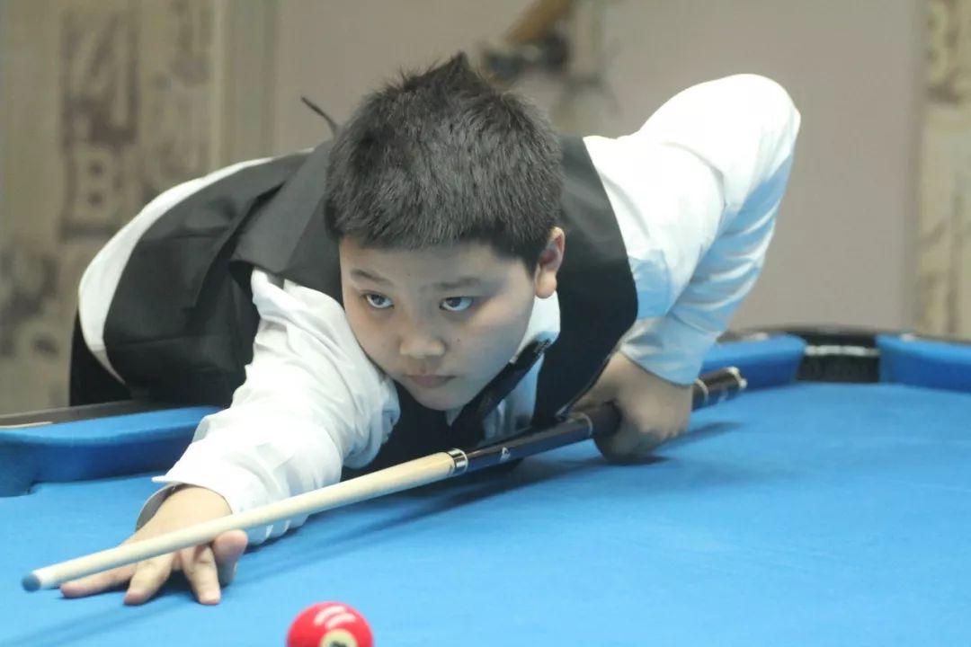 随后以数据 随后以数据